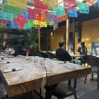 Arriba Burrito - Terrace - Mexican Near Me - Montreal, Quebec Arriba Burrito - Terrace - Mexican Near Me - Montreal, Quebec