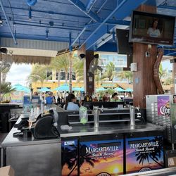 Lah De Dah Beach Bar & Grill - Pool