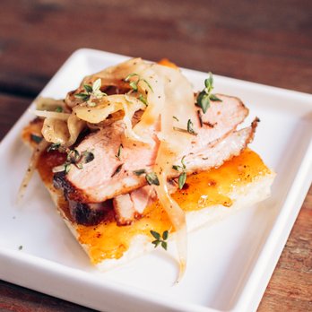 Cress Wine Design - Apricot duck flatbread, roasted fennel, sauteed leeks, garlic oil paired with Tessier Pinot Noir 2016, Saveria Vineyard, Santa Cruz Mountain - Wine Tasting Classes Near Me Cress Wine Design - Apricot duck flatbread, roasted fennel, sauteed leeks, garlic oil paired with Tessier Pinot Noir 2016, Saveria Vineyard, Santa Cruz Mountain - Wine Tasting Classes Near Me