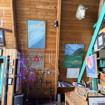 Hatcher Pass Lodge - Inside - Vacation Rentals Near Me - Palmer, Alaska Hatcher Pass Lodge - Inside - Vacation Rentals Near Me - Palmer, Alaska