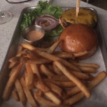 Ballast Point Brewing Long Beach - Ballast Point burger with fries - Breweries Near Me - Long Beach, California Ballast Point Brewing Long Beach - Ballast Point burger with fries - Breweries Near Me - Long Beach, California