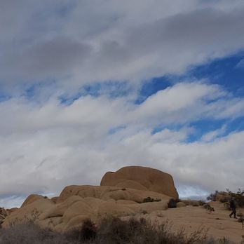 Jumbo Rocks Campground - Jumbo Rocks - Hiking Near Me - Twentynine Palms, California