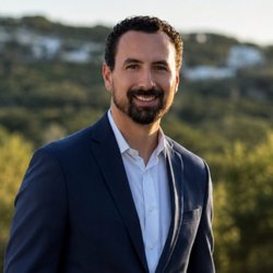 Flourish Mental Health - Dr. Nicholas Bryant
Child, Adolescent, and Adult Psychiatrist

CEO/Owner