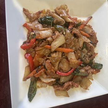 Pho Vieng - Hubby's beef Pad Kee Mow! Very good! - Laotian Near Me - Haltom City, Texas Pho Vieng - Hubby's beef Pad Kee Mow! Very good! - Laotian Near Me - Haltom City, Texas