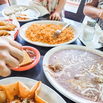 El Mariachi 2 - Side beans and rice - Mexican Near Me - Aiea, Hawaii El Mariachi 2 - Side beans and rice - Mexican Near Me - Aiea, Hawaii