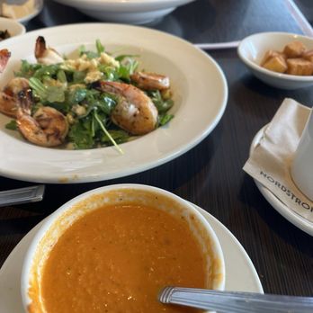 Ruscello at Nordstrom - Mediterranean Near Me - Honolulu, Hawaii