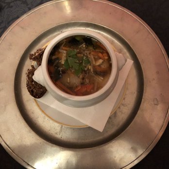 Vegelangelo - Vorspeise: Miso Suppe, Shirataki Nudeln mit Tofu und Gemüse - Vegetarian Near Me - Munich, BY