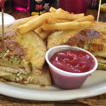 Grizzly Cafe - Tim sandwich - American Near Me - Wrightwood, California