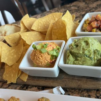 Cincinnati Lager House - Dip trio - New American Near Me - Cincinnati, Ohio