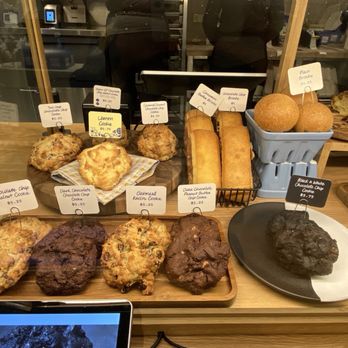 Levain Bakery - Bakeries Near Me - Venice, California