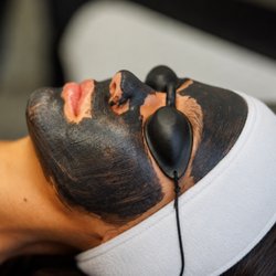 The "Hollywood Facial" Our carbon laser uses activated charcoal and laser to deep-clean pores, smooth texture and reveal instant radiance.