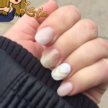 Bucktown Nails & Spa - Took a picture and transformed it on my own nails! - Nail Salons Near Me - Chicago, Illinois