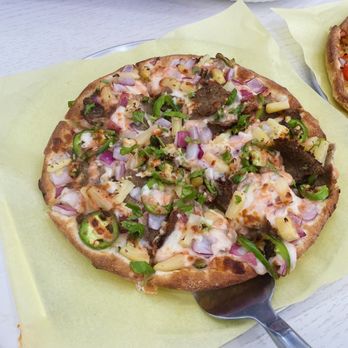 Pizza Twist - Butter Chicken Pizza Twist - Pizza Near Me - Newbury Park, California