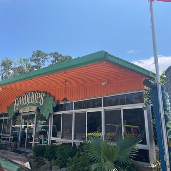 Good Hops Brewing - Storefront and entrance - Breweries Near Me - Carolina Beach, North Carolina