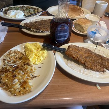 Cope's Knotty Pine Cafe - Chicken Fried Chicken - Breakfast & Brunch Near Me - Bakersfield, California