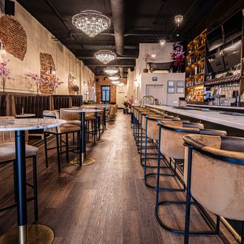 Syringa Lounge - Cocktail Bars Near Me - Nampa, Idaho Syringa Lounge - Cocktail Bars Near Me - Nampa, Idaho