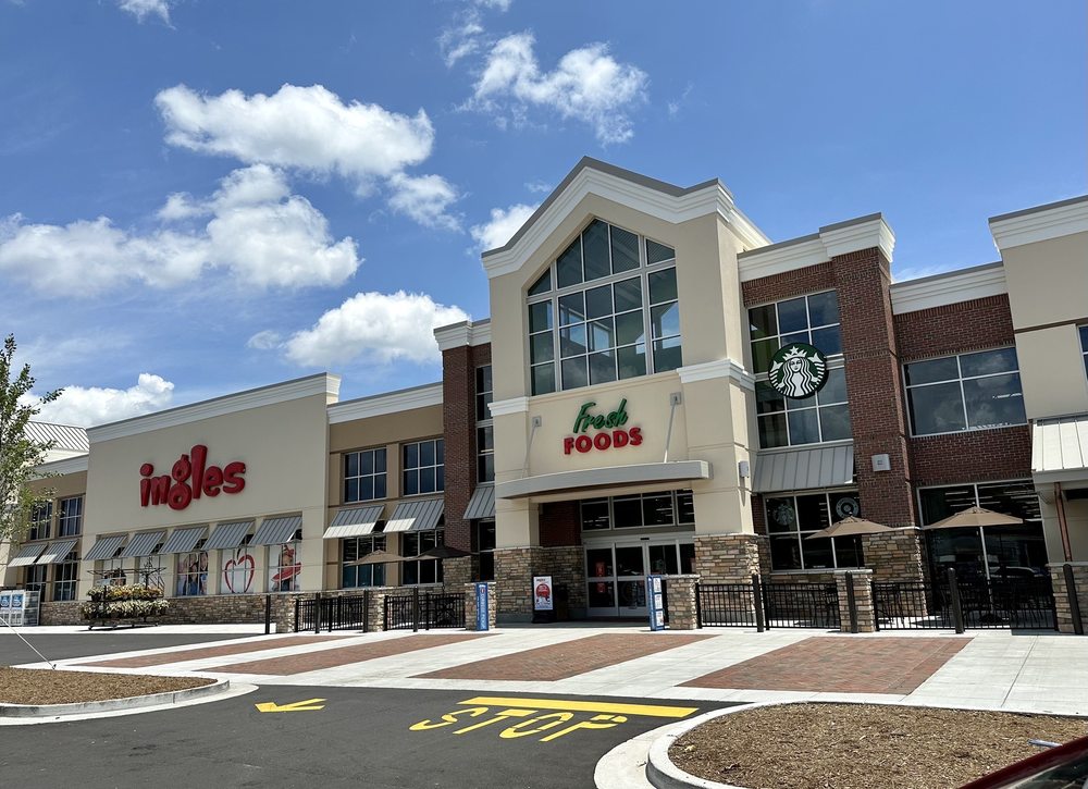 INGLES Updated October 2024 4501 Highway 441 Byp, Franklin, North