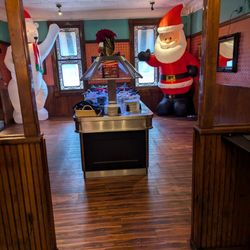 Charlie Brown's Steakhouse - Salad bar