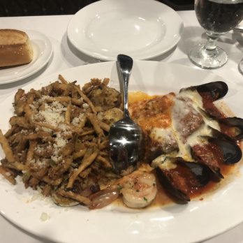 LouCas - Sampler - Italian Near Me - Edison, New Jersey