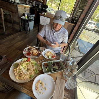Isarn Thai Soul Kitchen - Thai Near Me - Lynnwood, Washington
