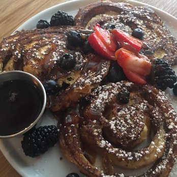Cafe Wild - Berry Cinnamon French Toast - Breakfast & Brunch Near Me - Manhattan Beach, California Cafe Wild - Berry Cinnamon French Toast - Breakfast & Brunch Near Me - Manhattan Beach, California