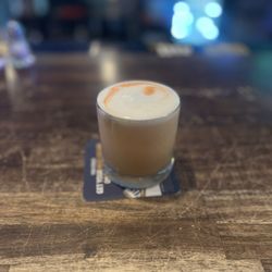 Riverside Tavern - Whiskey sour