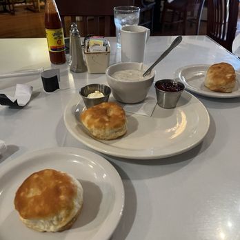 417 Union - 3 biscuits with their amazing Jelly - Breakfast & Brunch Near Me - Nashville, Tennessee
