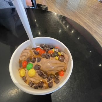 FroYo and Sweets Downtown - Mmmmm chocolate - Candy Stores Near Me - San Angelo, Texas FroYo and Sweets Downtown - Mmmmm chocolate - Candy Stores Near Me - San Angelo, Texas