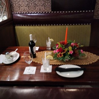 Mama's - a table set for a meal - Pizza Near Me - Copiague, New York