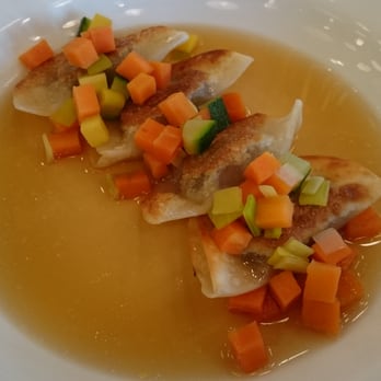 Selecto - Gyoza foie gras et queue de boeuf - Bistros Near Me - Brussels, BRU