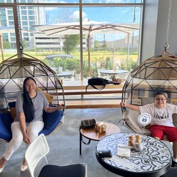 Ojo de Agua - Cozy sitting areas and awesome photo worthy opportunities in every nook - Juice Bars & Smoothies Near Me - Houston, Texas