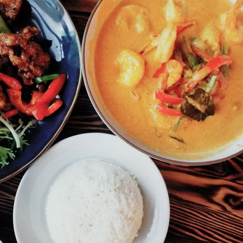 Temsib Eatery & Bar - Panang curry w prawns - Thai Near Me - Bellevue, Washington Temsib Eatery & Bar - Panang curry w prawns - Thai Near Me - Bellevue, Washington