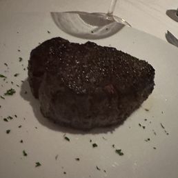 Perfectly cooked medium rare petite filet