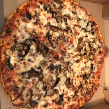 Dan's Pizza - Pizza Near Me - Webster, Texas
