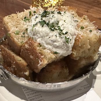 North Italia - White Truffle Garlic Bread (- the truffle) - Italian Near Me - Tempe, Arizona