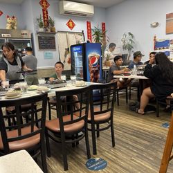 Hot Pot Heaven - Dining room