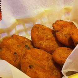 Everest Kitchen - 9. Aloo Pakora