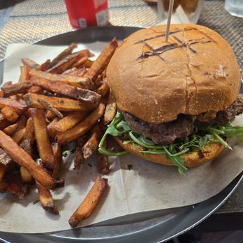 Running Goose - Gastropubs Near Me - Los Angeles, California Running Goose - Gastropubs Near Me - Los Angeles, California