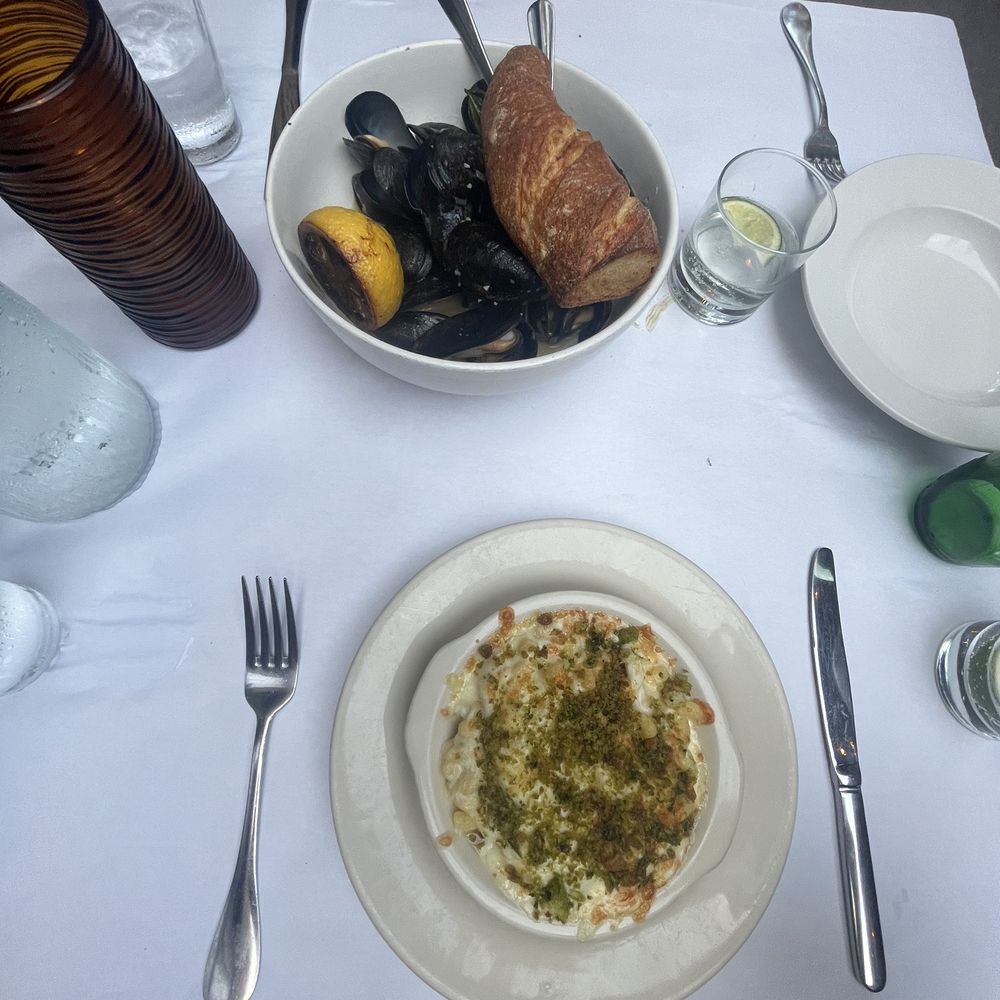 Bistro Campagne - Macaroni Gratin and mussels - French Near Me - Chicago, Illinois Bistro Campagne - Macaroni Gratin and mussels - French Near Me - Chicago, Illinois