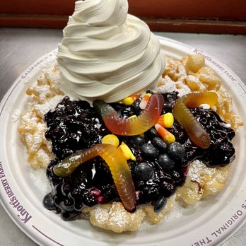 Knott's Berry Farm - Scary farm funnel cake - Amusement Parks Near Me - Buena Park, California Knott's Berry Farm - Scary farm funnel cake - Amusement Parks Near Me - Buena Park, California
