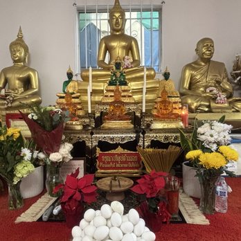 Wat Mongkolratanaram - Thai Near Me - Berkeley, California