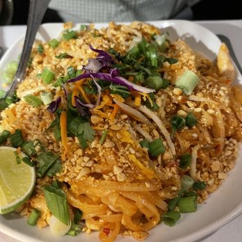 Merlion - Pad Thai - Thai Near Me - Seabrook, Texas Merlion - Pad Thai - Thai Near Me - Seabrook, Texas