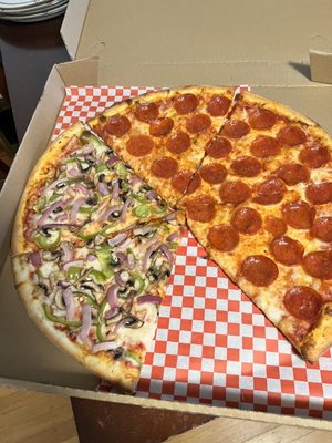 Outsider Pizza by null