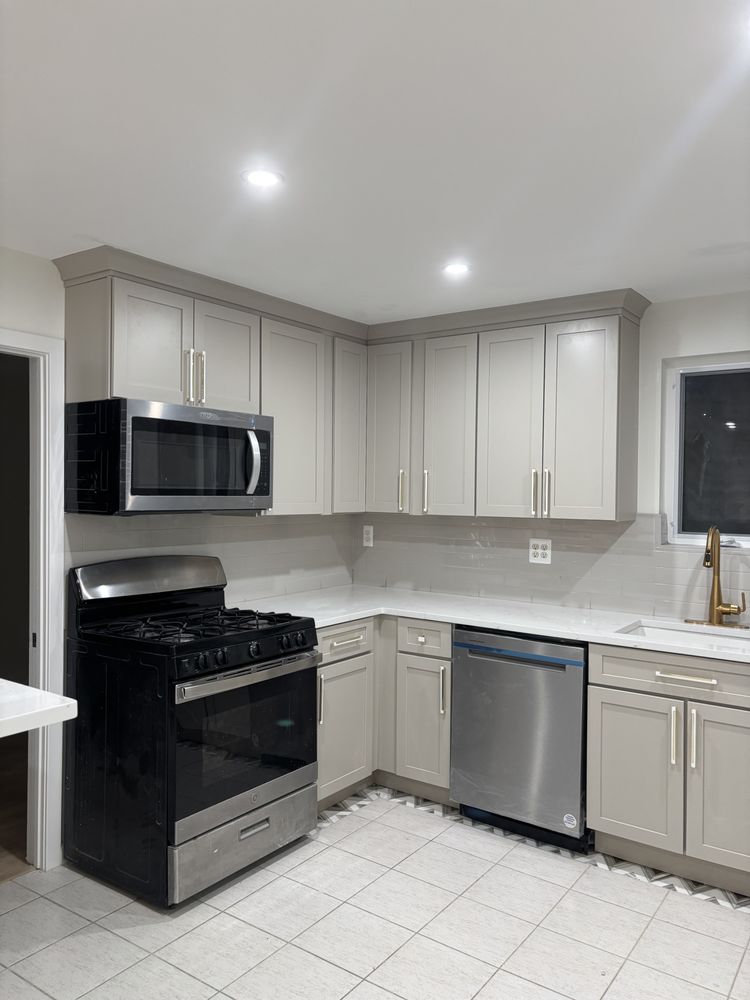 Slide of Massachusetts General Contractor