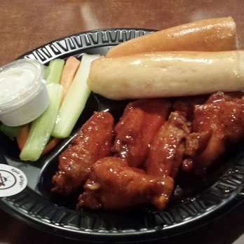 Epic Wings - 3/7/18: Meal combo with 6 wings of honey bbq. Comes with those, 2 breadsticks, and 3 pieces of carrot and celery stick with ranch sauce. - Chicken Wings Near Me - San Diego, California