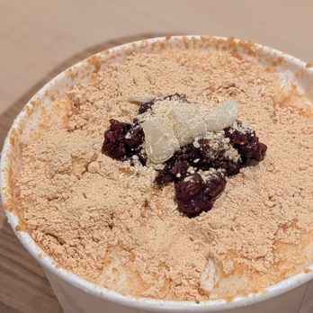 Jejubing Dessert Cafe - Desserts Near Me - Honolulu, Hawaii Jejubing Dessert Cafe - Desserts Near Me - Honolulu, Hawaii