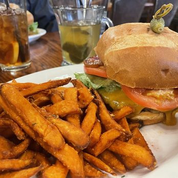 Hamley Steakhouse & Saloon - Cowboy burger and sweet potato fries - Steakhouses Near Me - Pendleton, Oregon