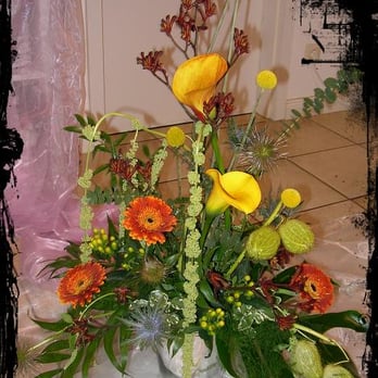 Butterfly Flowers - Florists Near Me - Berlin, BE