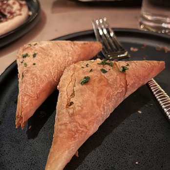 LÝRA - Spanakopita - Greek Near Me - Chicago, Illinois LÝRA - Spanakopita - Greek Near Me - Chicago, Illinois