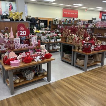 TJ Maxx - Department Stores Near Me - San Clemente, California